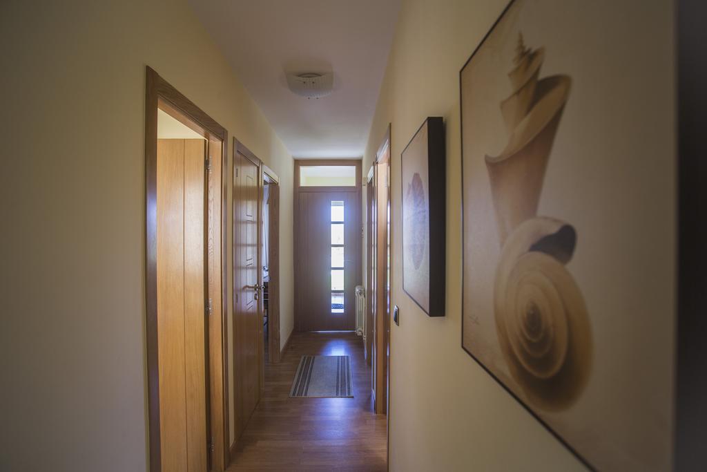 Apartamentos Sarela Santiago de Compostela Bilik gambar